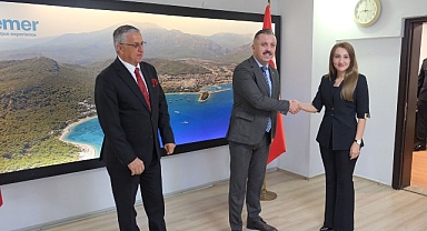 Kemer’de Cumhuriyet Bayramı coşkusu