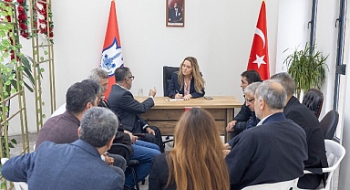 Makamdan değil mahalleden yönetim: Konak’ta ‘Komşu Buluşmaları’ devam ediyor