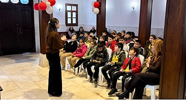 Gemlik’te Çocuklar Haklarını Öğreniyor